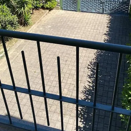 Indipendente A Pochi Passi Dal Mare.... *